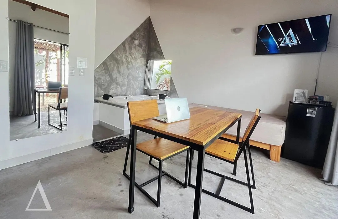 Quattuor Cabanas. Privacidade e conforto com hidromassagem-1